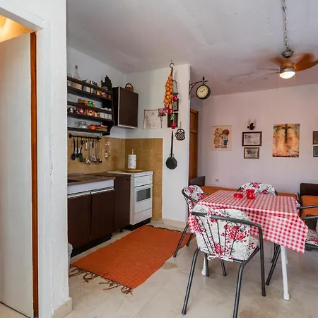 14 Podgora (Split-Dalmatia)