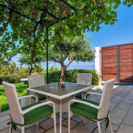 Cozy In With Kitchen Holiday home Podgora